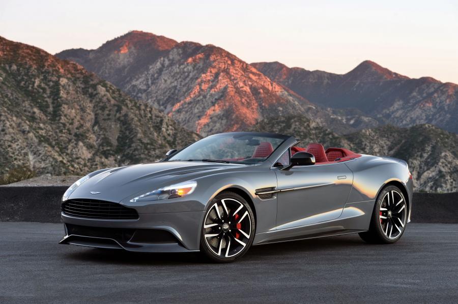  Aston Martin Vanquish Volante 2013 года  (NA) (фото 31 из 36)